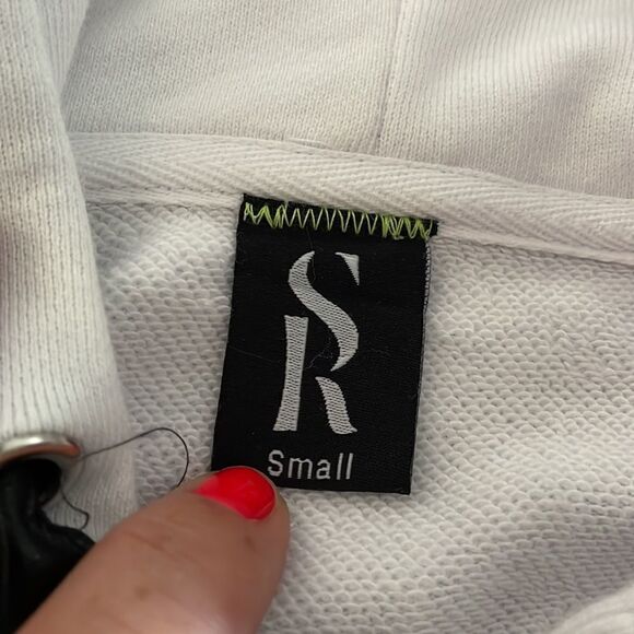 Style Reform Women’s White Zip Up Arrow & Stripe Hoodie Sweatshirt - Picture 5 of 8